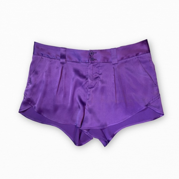 Alice + Olivia Pants - Alice and Olivia purple silk shorts